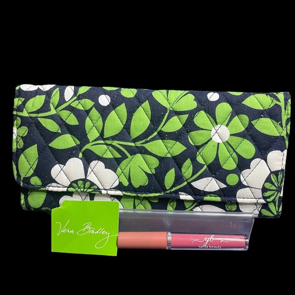VERA BRADLEY NWT TRI-FOLD WALLET WITH LIPPY - Picture 1 of 3